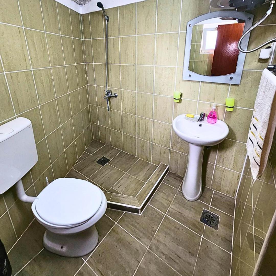 Adriatic Sea View Rooms Ulcinj Exterior photo